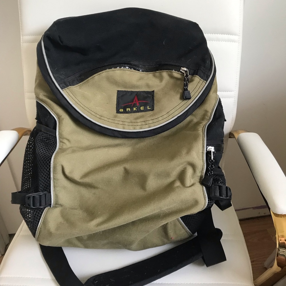 Arkel bike pannier with laptop pocket